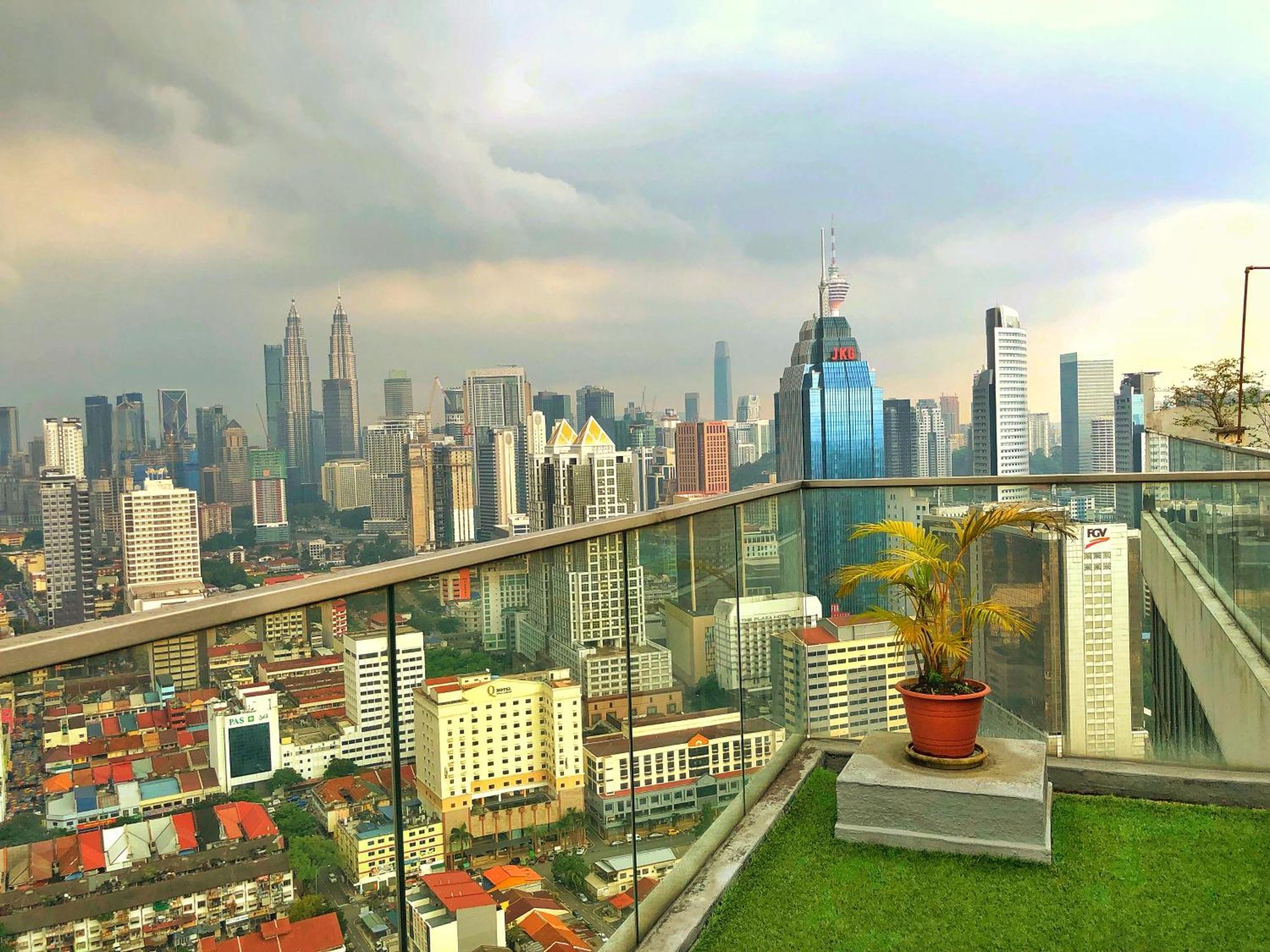 Penthouse On 34 - The Highest Unit And Best Views In Regalia & Private Rooftop Terrace Kuala Lumpur Zewnętrze zdjęcie